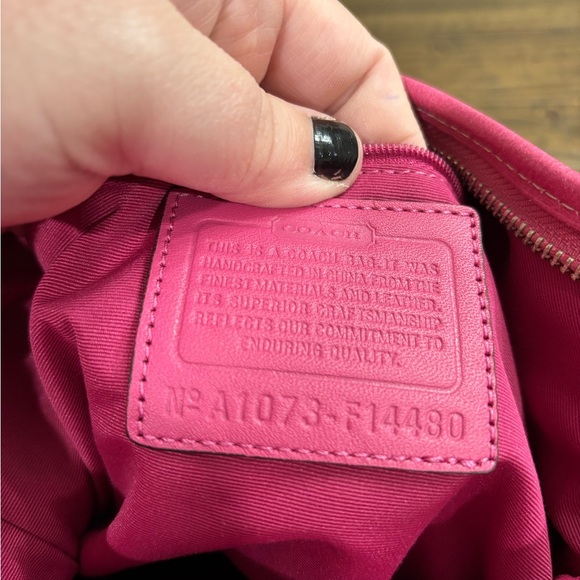 Coach Horse and Carriage Signature Sateen Jacquard Hobo Bag w/ Pink Trim - Picture 6 of 9